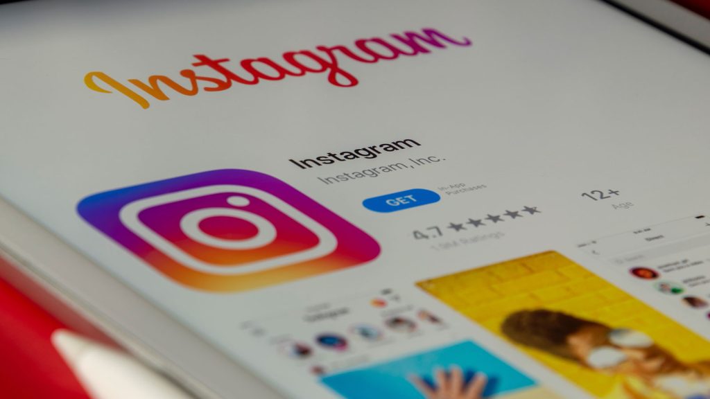 Instagram introduces the ability to search on the map